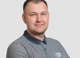 Петр <br> Семикин